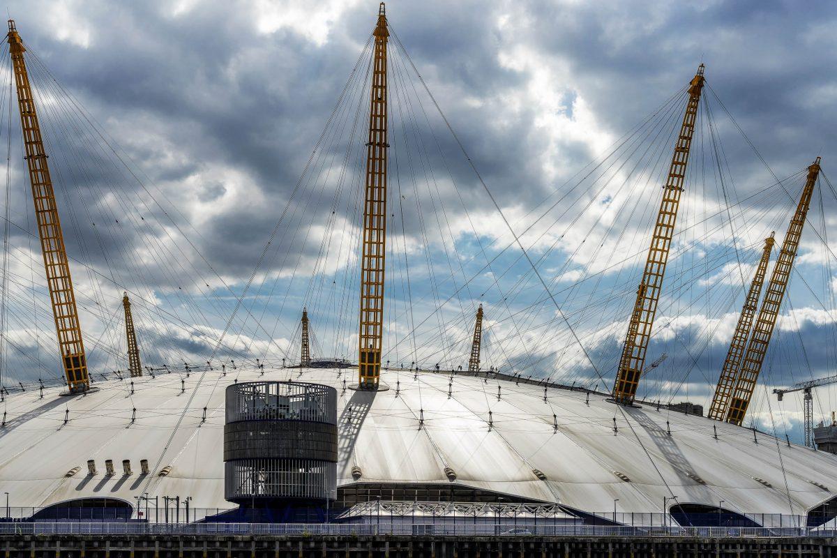 The 12 masts, each 100 metres high, rising from the dome of the O2 Arena are meant to symbolise the face of a clock, London, UK - © Philip Bird LRPS CPAGB/Shutterstock