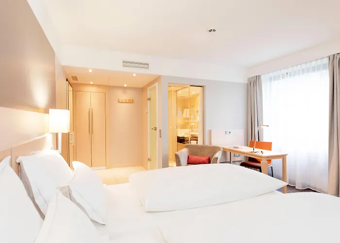 Beste Hotels Köln Rheinauhafen