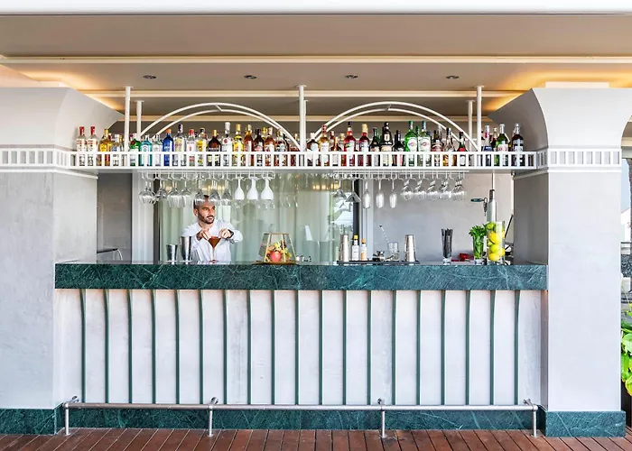 Top-Rated Hotels in Benalmadena with Map